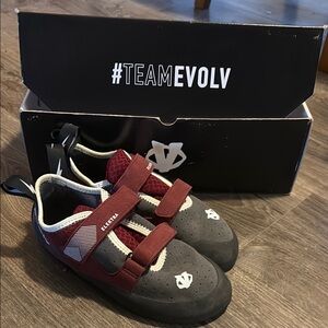 Women’s Climbing Shoes - Evolv Elektra Merlot/Grey